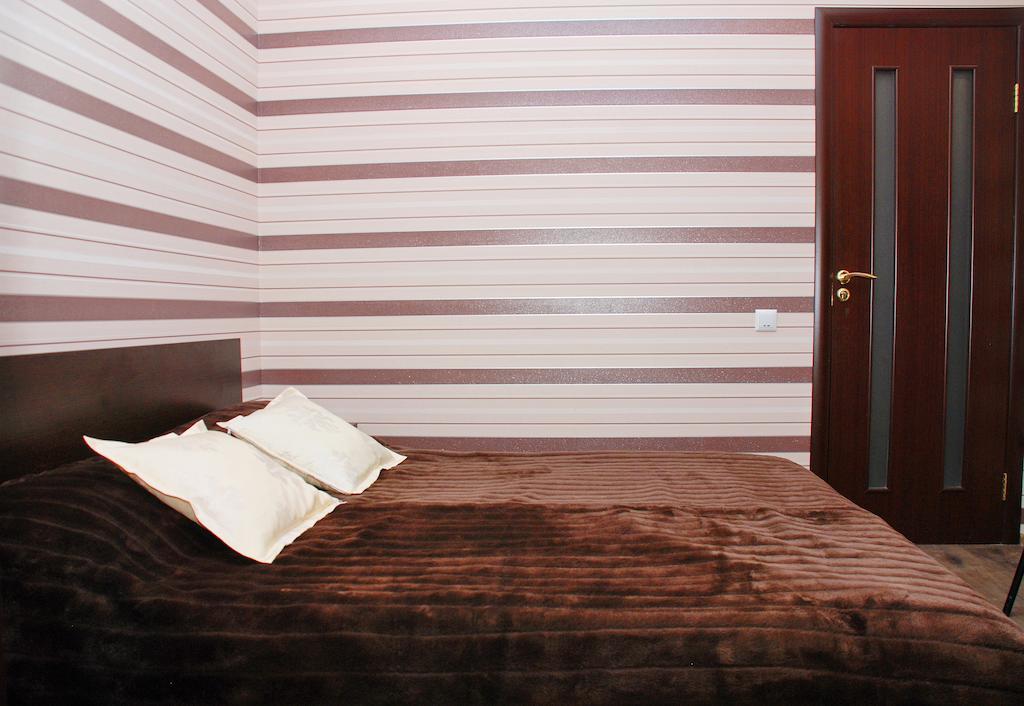 Suit Hotel Κίεβο Δωμάτιο φωτογραφία